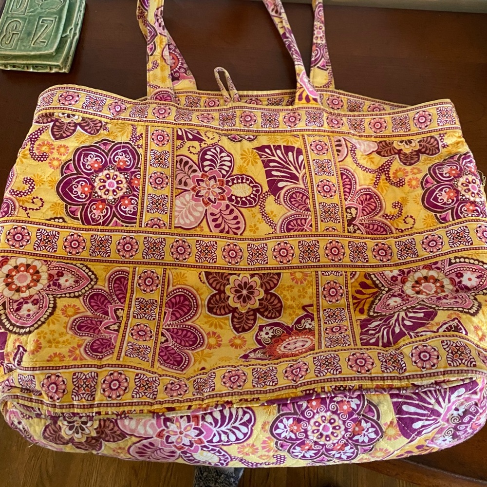 Bali gold Vera Bradley jumbo purse